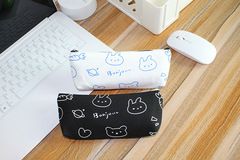 快樂星球兔子簡約大容量筆袋女孩可愛卡通鉛筆袋兒童帆布筆袋