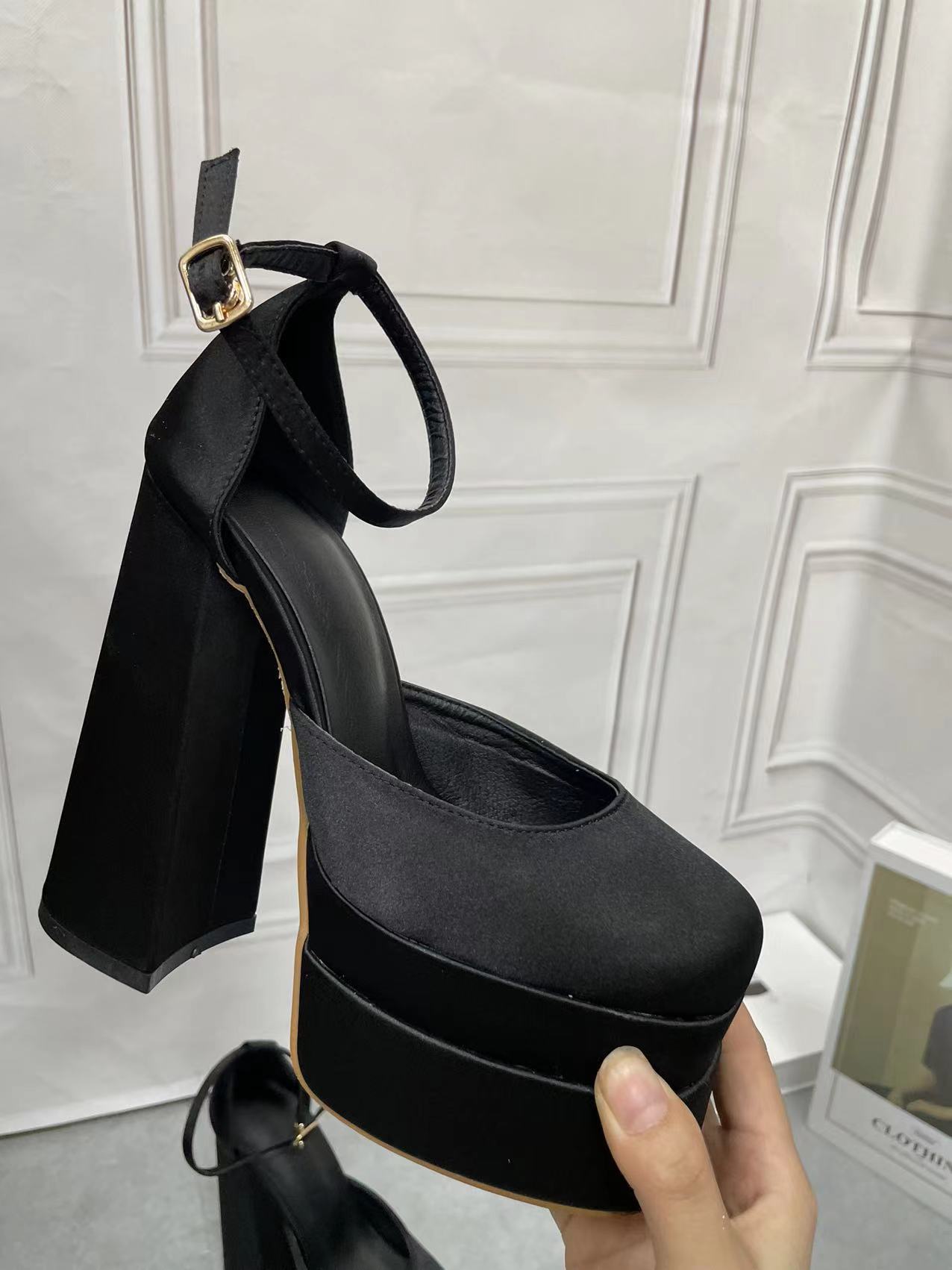 Chunky Heeled Sandals Image 2