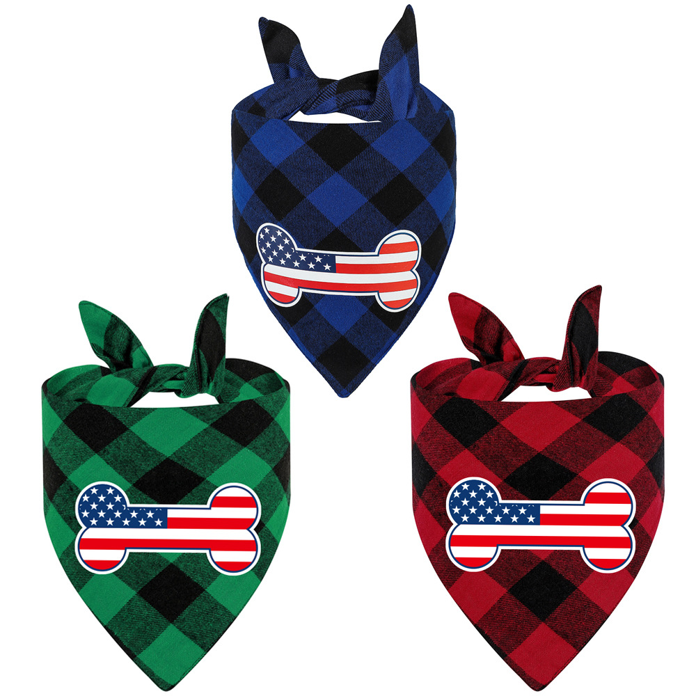 Transfronterizo nueva bandera americana hueso mascota toalla triángulo mascota toalla saliva algodón TELA ESCOCESA mascota bufanda perro toalla