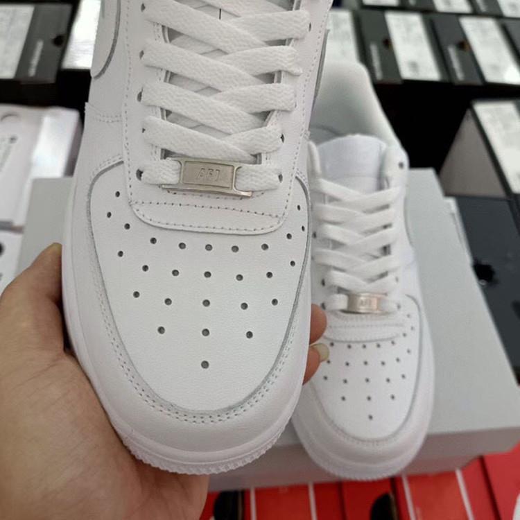 Putian Pure Original Af1 Air Force One Low-Top Sneakers, Versatile Classic Men's and Women's Couple Sports and Leisure White Shoes Putian Pure Original Af1 Air Force One Low-Top Sneakers, Versatile Classic Men's and Women's Couple Sports and Leisure White Shoes