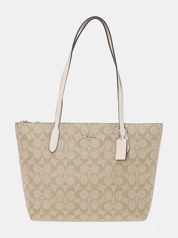 Capacious classic one-shoulder bag with zipper, 2024 years
