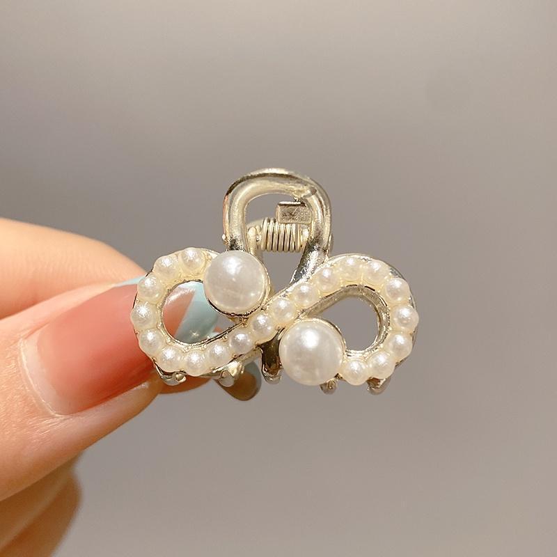 7번, 진주 두 알 8자 모양, 약 2.7cm