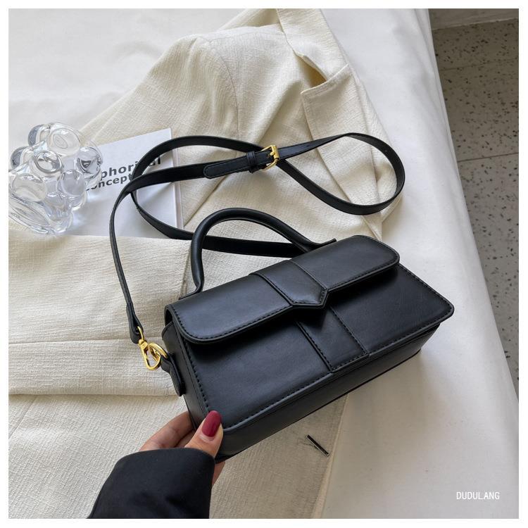 375g Weight Polyester Lining Material Flip Cover Closure Type Single Shoulder Strap Strap Type Crossbody Bag Bags Type Casual, Shopping Occasion Pu Leather Material Solid Color Pattern All Seasons Season Women's Gender Vintage Style, Classic Style Style Square Shape Medium Size Women's Medium Pu Leather Solid Color Vintage Style Classic Style Square Flip Cover Crossbody Bag 24