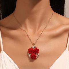 Cross-border Western-style rose necklace set, retro fashion red rose necklace earrings ring Valentine's Day gift