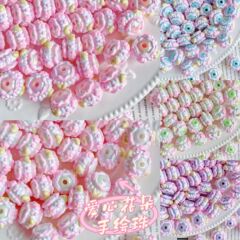 16新商品の清新な愛の花の彩色は丸い玉のアクリルの手の絵の玉のDIYの携帯電話のチェーンの数珠のアクセサリの部品を描きます。
