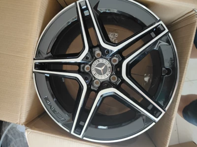 Hub, Suitable for Mercedes-Benz - no-10-c-series-18inch-rear-wheel-black-single-hub