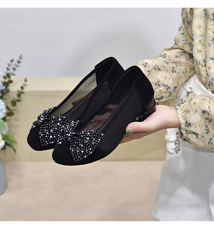 Sandal nữ bít mũi nơ da thật, gót thô 2 cm, miệng nông, vải lưới thoáng mát — Màu đen 2 cm chi tiết 11