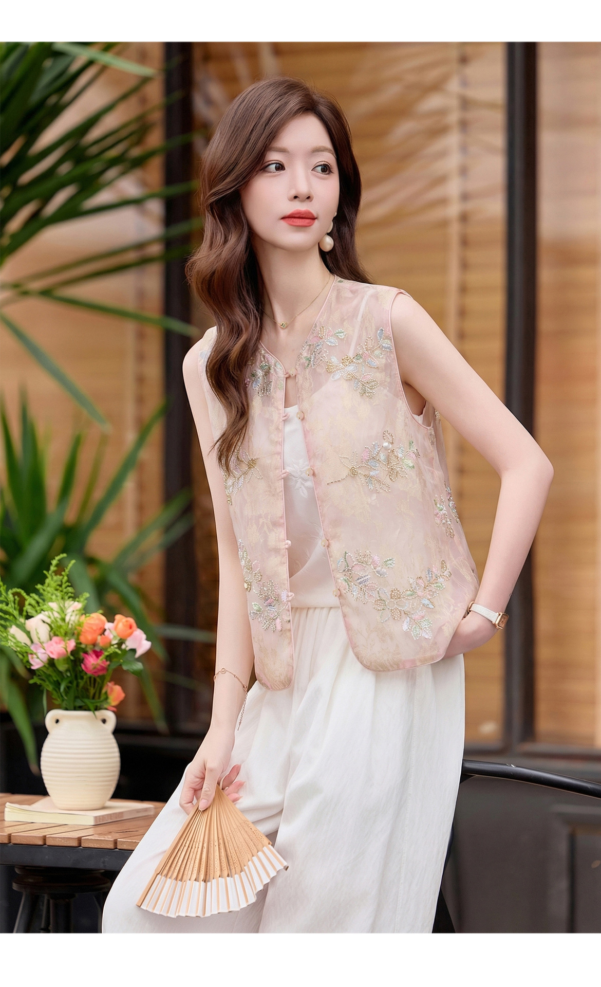 Bộ quần áo nữ mùa hè 2026 gồm áo vest và quần ống rộng — Màu hồng, Vàng nhạt chi tiết 19