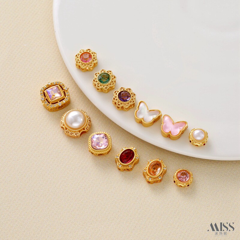 Matte gold color-preserving inlaid shell beads zircon fancy hollow spacer beads transfer beads loose beads diy bracelet necklace jewelry accessories Matte gold color-preserving inlaid shell beads zircon fancy hollow spacer beads transfer beads loose beads diy bracelet necklace jewelry accessories