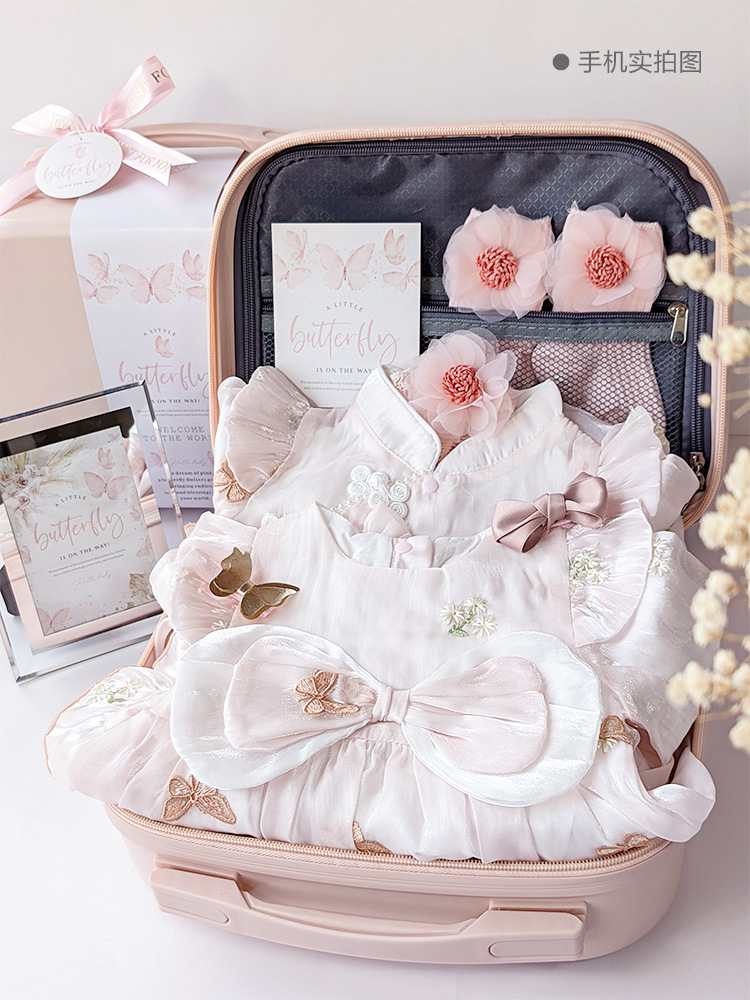 Caja de regalo de bebé conjunto de color rosa ropa recién nacida pequeña princesa niña bebé falda de mariposa mampara regalo lindo