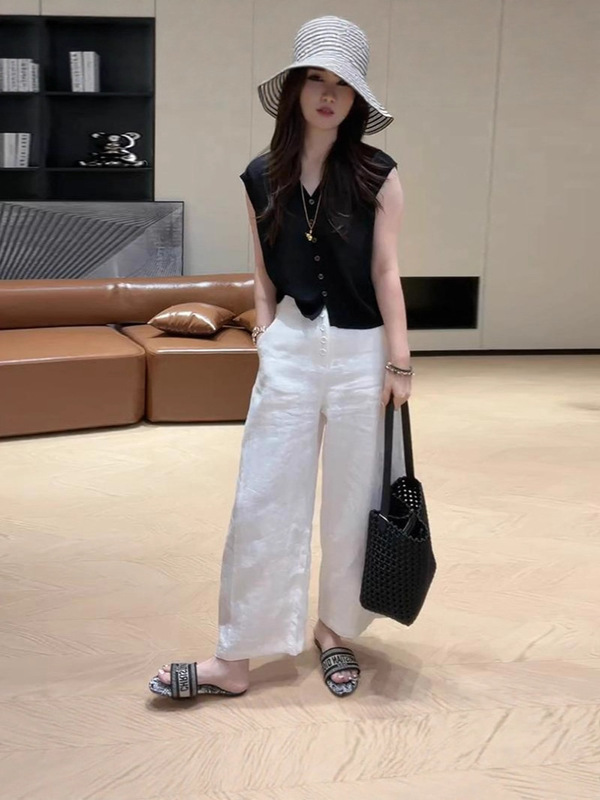简约纯色单排扣V领针织衫短袖女2025新款夏季气质百搭设计感上衣|undefined
