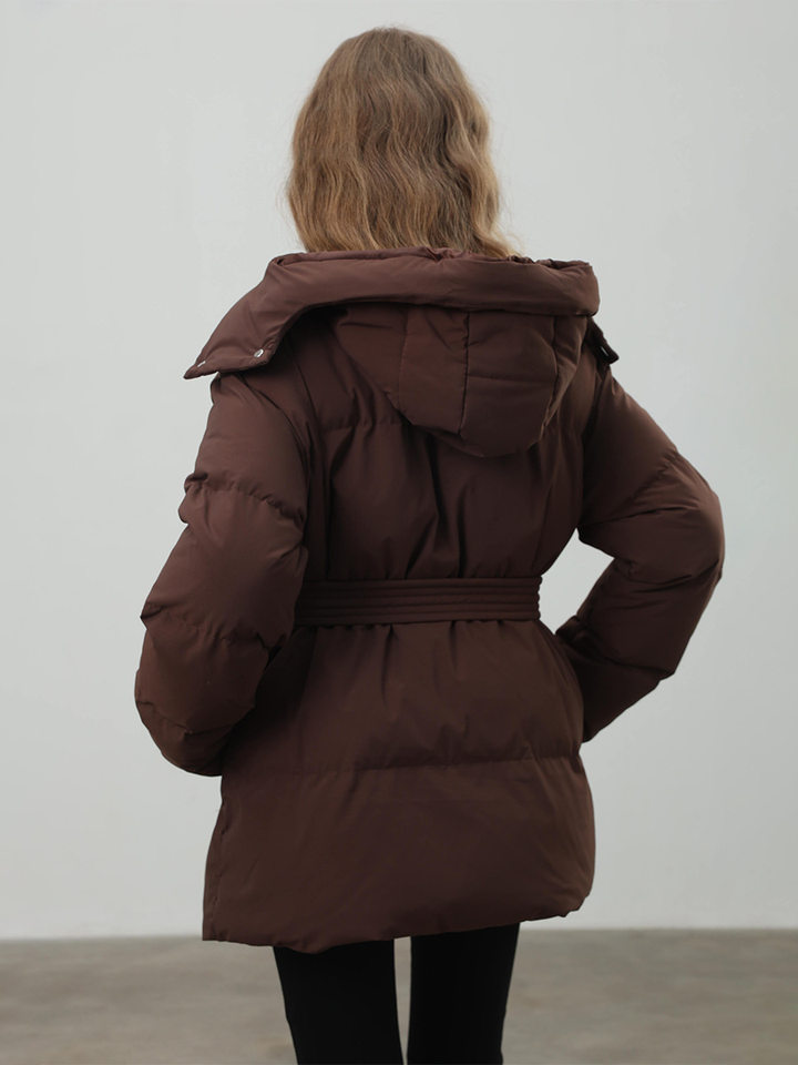 Áo khoác bông nữ có mũ, khóa kéo, thắt eo dáng ôm, dài trung bình, chất liệu polyester dày — màu nâu, màu đen, quả mơ chi tiết 45
