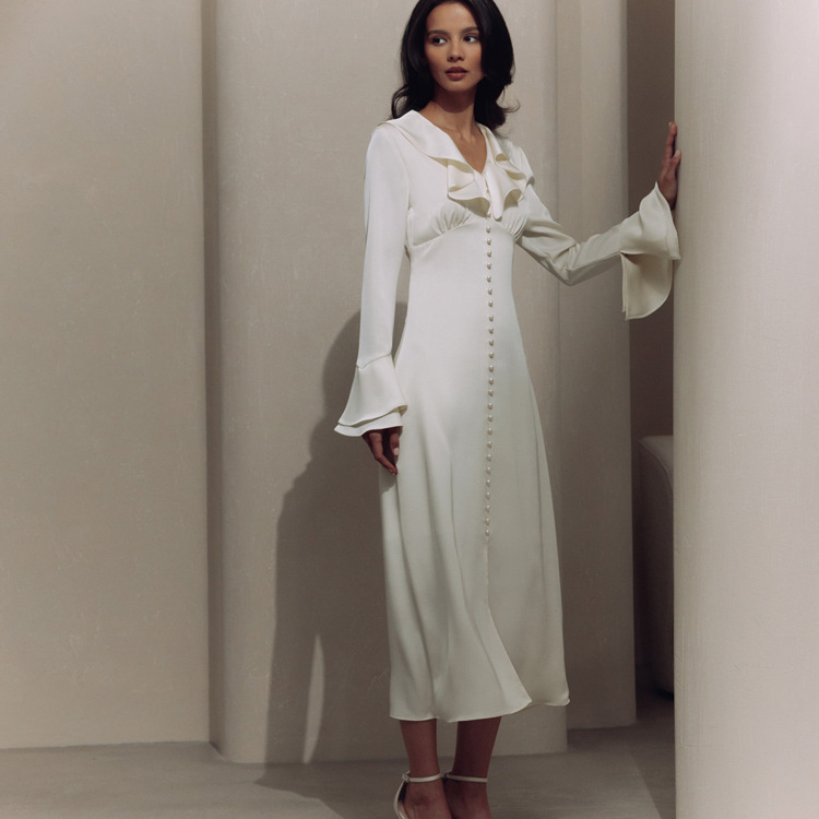 European and American Women's Clothing 2026 Spring French-Style Dress with Ruffled V-Neck, Bell Sleeves, Single-Breasted, Elegant Slim-Fit Dress for Women