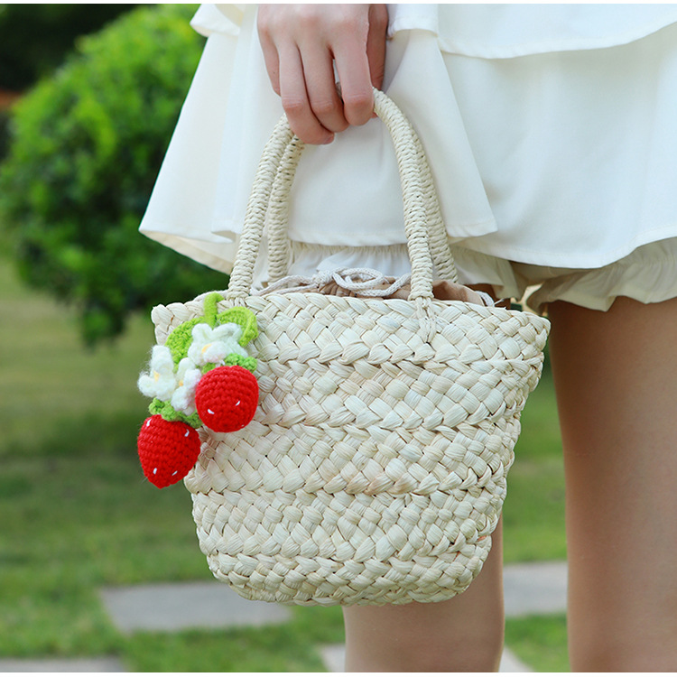 Women's Straw Flower Cute Vacation Streetwear Weave Bucket String Straw Bag display picture 9