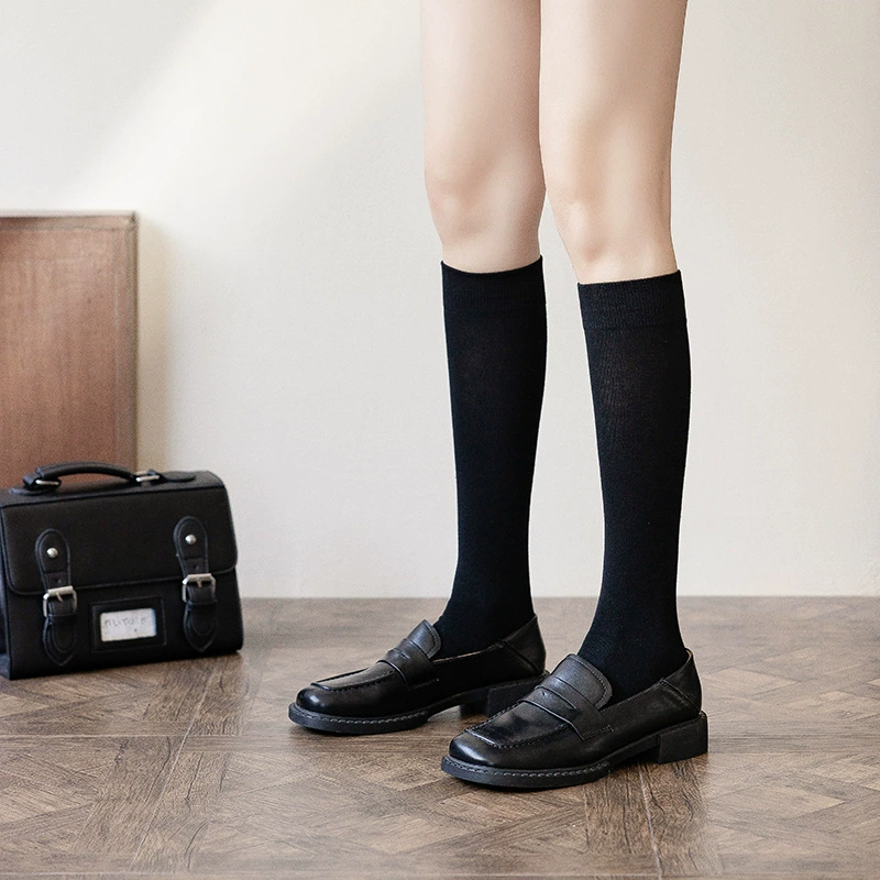 Brand autumn Japanese school skirt, knee socks
