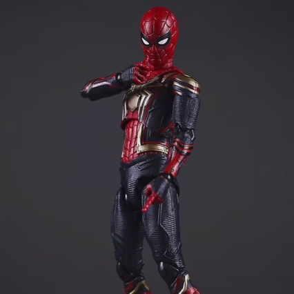 The Heroic Expedition Red Gold Red Black madex 245 Iron Spider-Man Action Figure Model