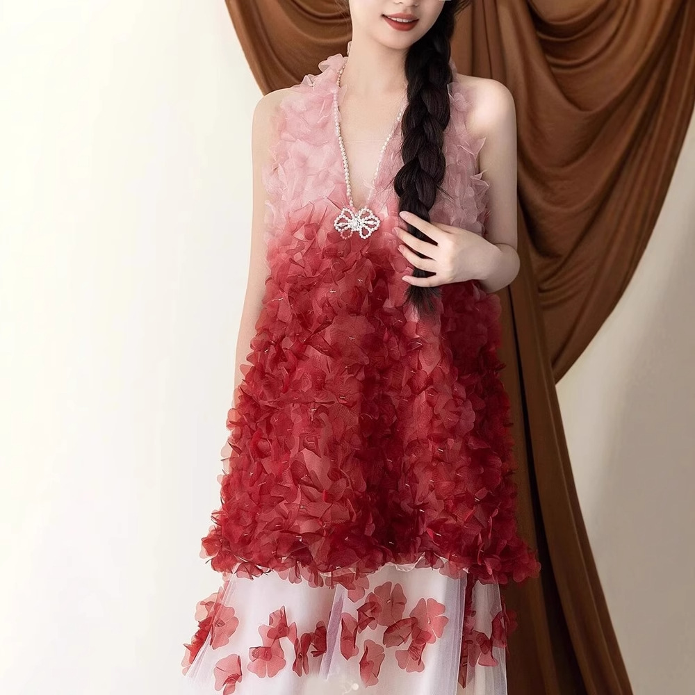 New Chinese-Style Red Halter-Neck Morning Gown Toast Dress for Bride 2026 New Engagement Wedding Dress Light Luxury Dress for Women