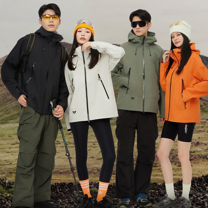 High-end hard shell hooded assault clothing waterproof pressure glue lovers to develop outdoor group clothing tooling LOGO