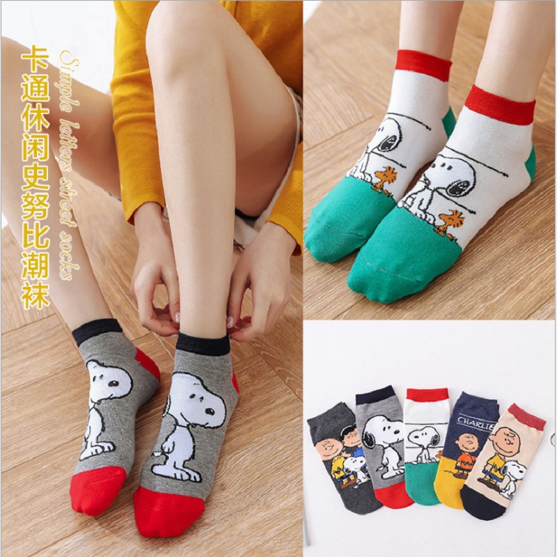 Calcetines de comercio exterior nuevos calcetines de dibujos animados lindos calcetines de mujer casuales coreanos calcetines cortos superficiales ventas directas