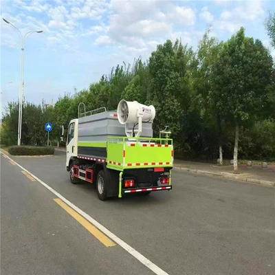 Suvarma maşınları Truck Weichai 130 Horsepower Engine Has