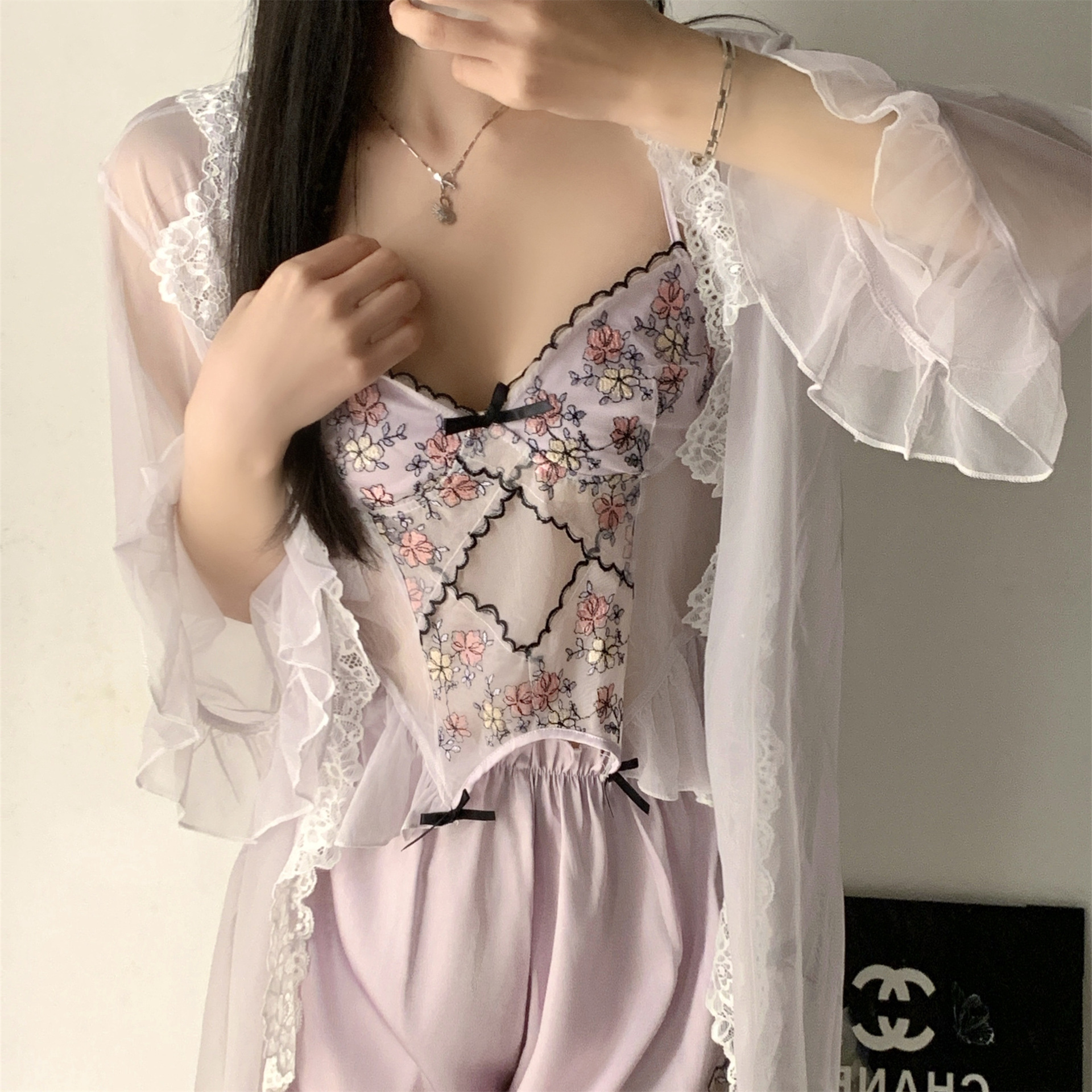YASE [다채로운] 24 개의 그물 붉은 폭발 잠옷 순수한 바람 멜빵 반바지 세트 가슴 3 피스 세트