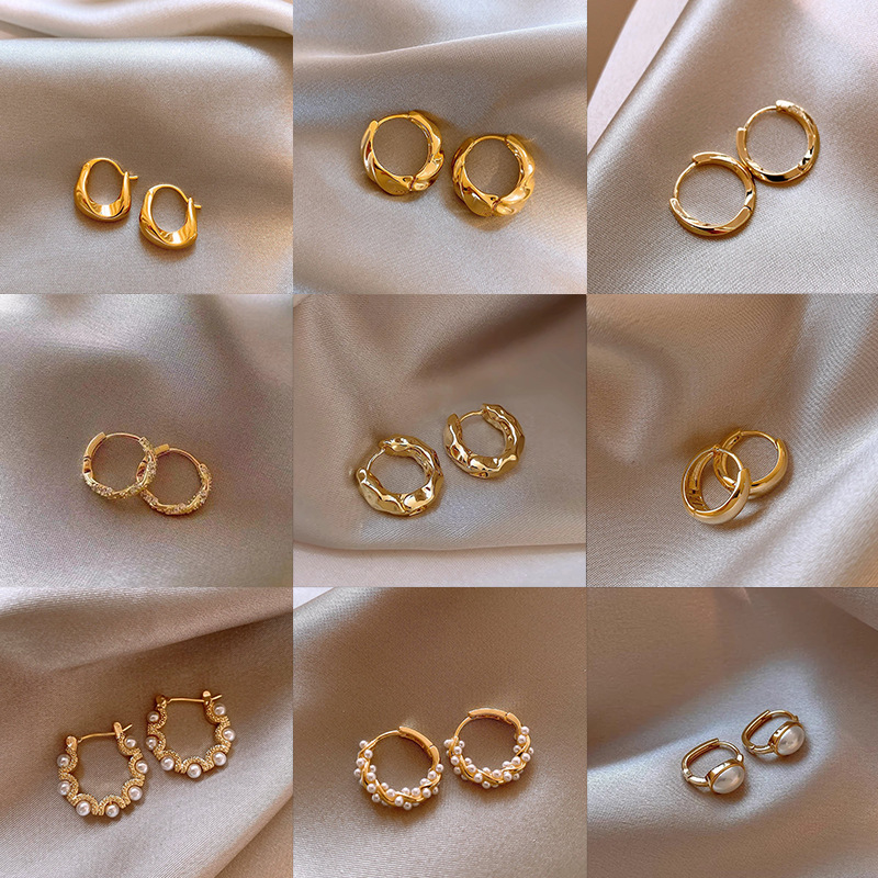 Minimalist Design, Light Luxury Geometric Plain Hoop Earrings for Women, 2026 New Fashion Earrings, Niche Versatile High-End Earrings