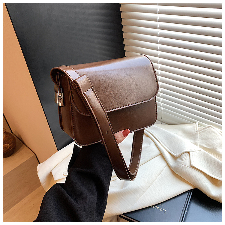 This year's popular small women's bags are the new 2024 trendy, versatile, simple and niche single-shoulder, underarm and crossbody bags undefined