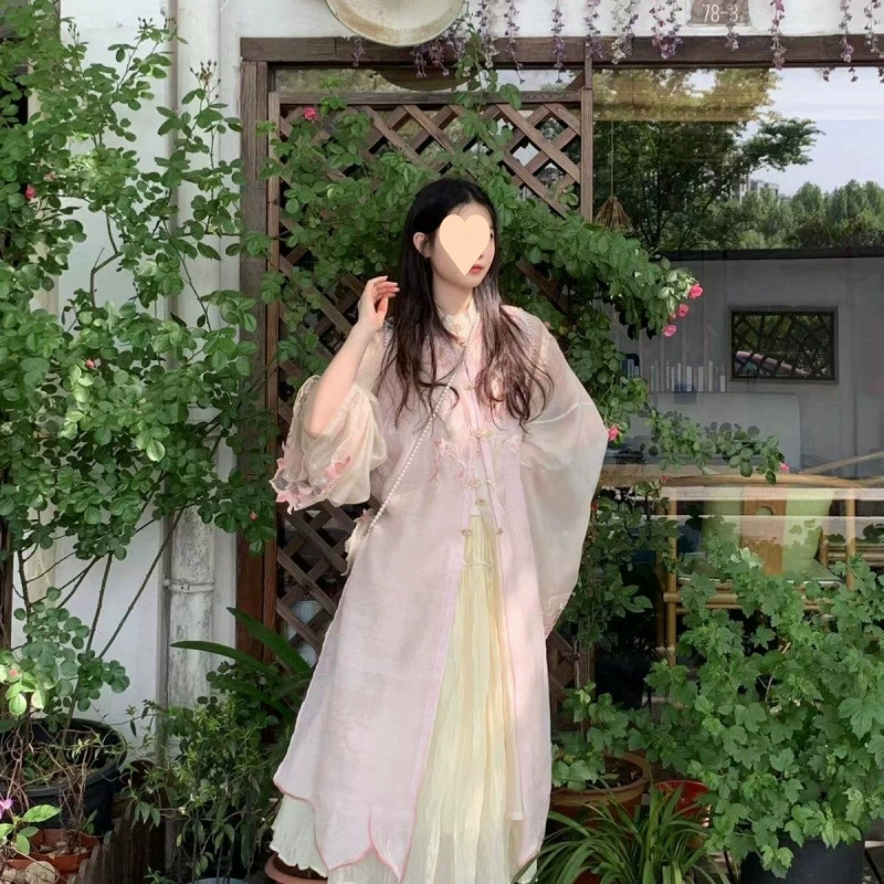 Новый стиль Ханфу в стиле Мин с улучшенной тяжелой вышивкой, двубортной длинной рубашкой с воротником-стойкой, универсальным повседневным комплектом юбок для женщин.