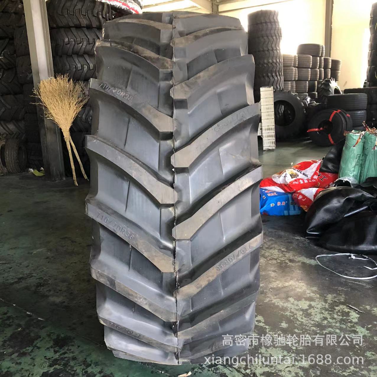 子午线真空胎710/75R38/42  710/70R42 710/65R46钢丝胎 大马力拖