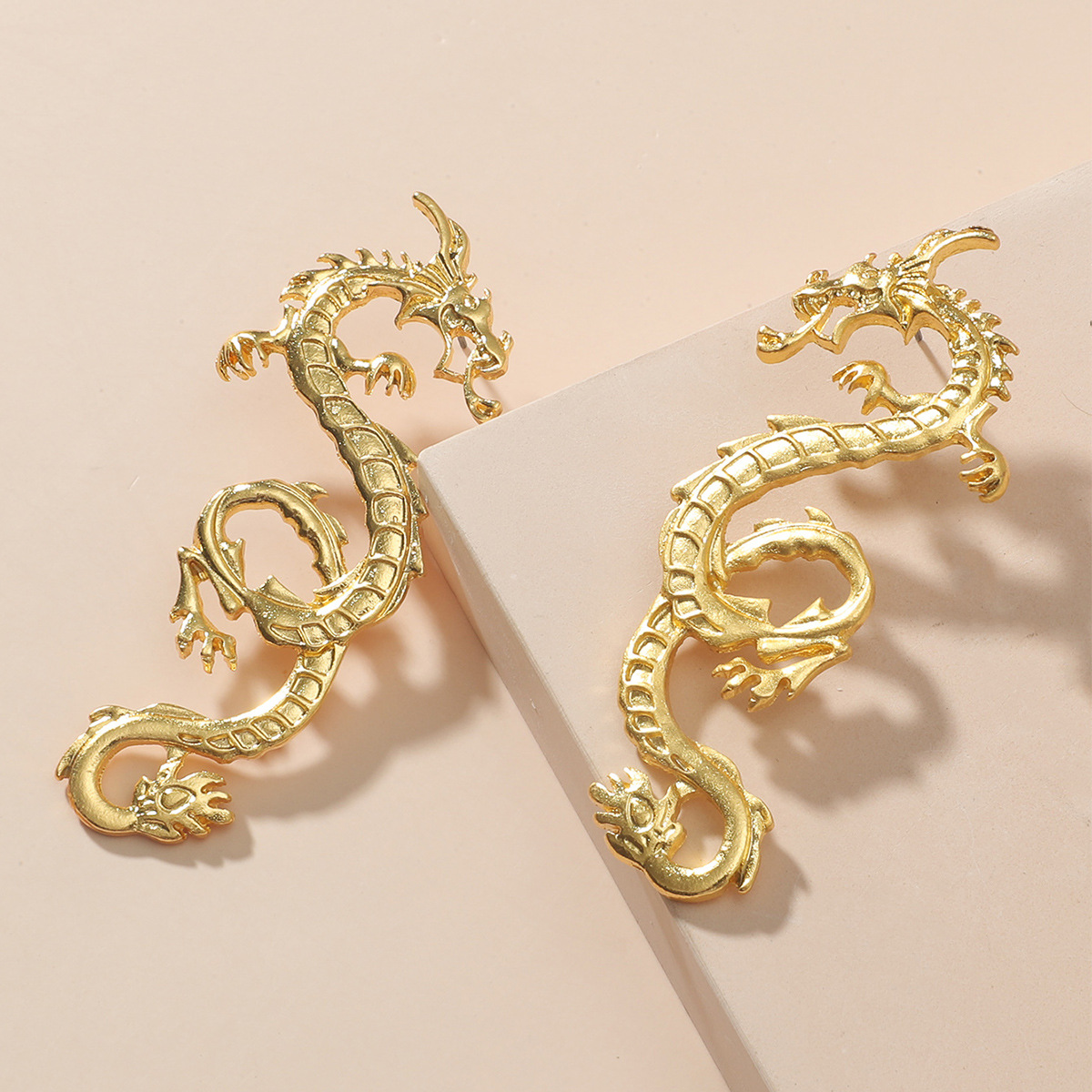 Nihaojewelry wholesale jewelry retro Chinese dragon metal geometric earrings