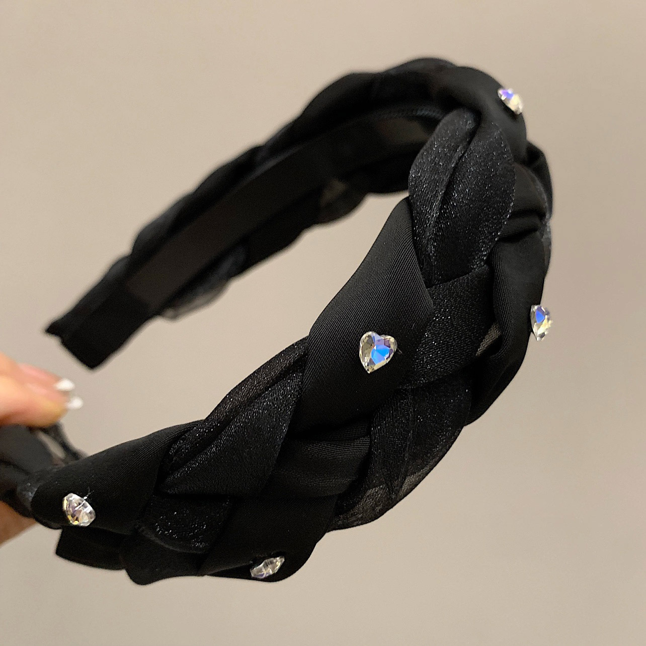 Sydkorea importeret højkvalitets organza perlemors satin twist vævet hårbånd øget kranie top niche hårnål_voghion.com