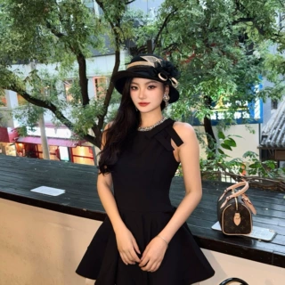 亚马逊速卖通eBay独立站2026夏季赫本风生日小礼裙感无袖背心裙