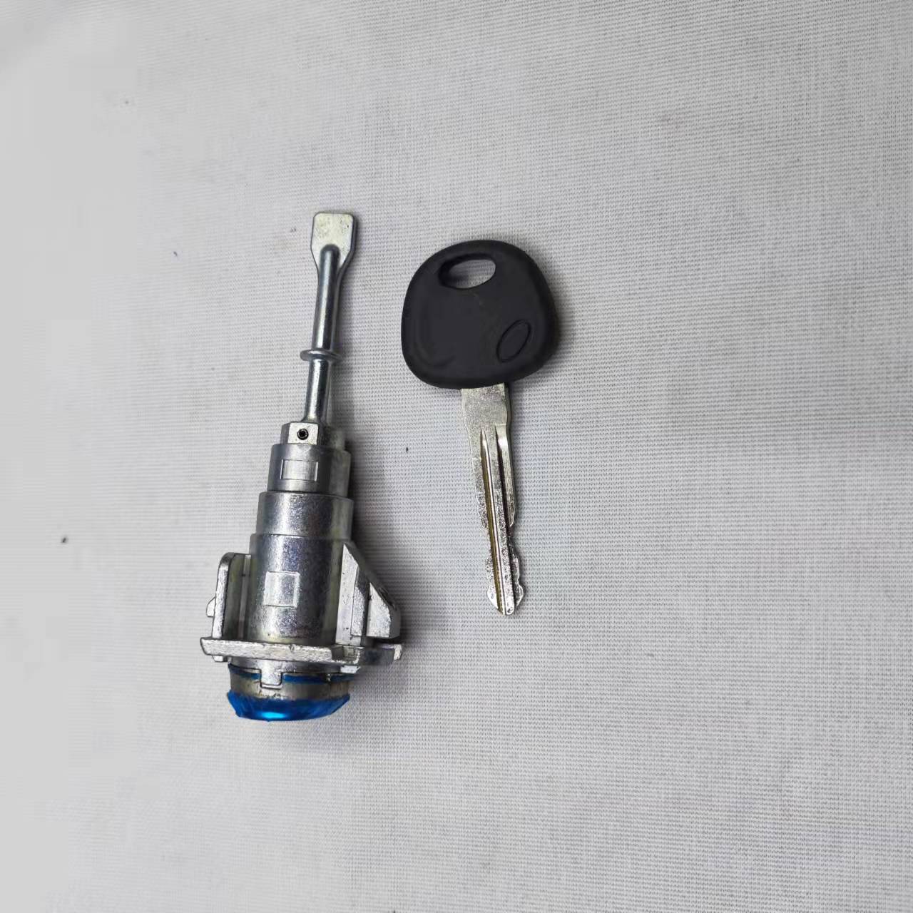 Adecuado para moderno cilindro de cerradura de puerta Yuedong cilindro de cerradura de coche cilindro de gran cantidad Congou