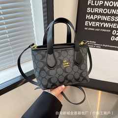 ミニ小衆プリント手提げバスケットbags流行百合ファッション2025国境を越えた新型シングルショルダーバッグ