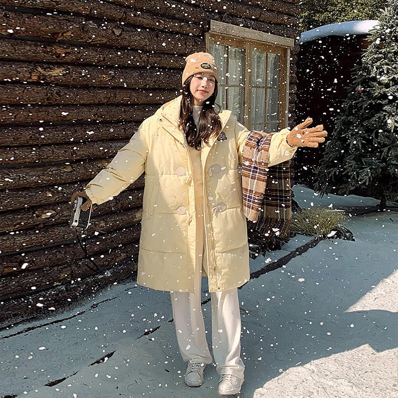 Trajes de algodón de pluma transfronterizos para mujeres medianas y largas rodillas de invierno de moda de invierno de moda suelta de mujer chaqueta de algodón caliente y delgada image 3