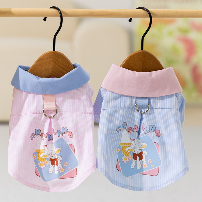 Primavera y verano perros a rayas de dibujos animados cordero camisa de revestimiento felino chaleco delgado camisa de peluche ropa de perro