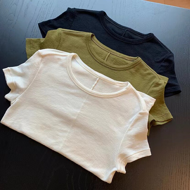 Merino Wool Round Neck Slim-Fit Base Layer T-Shirt with Center Seam on the Back Z0328M