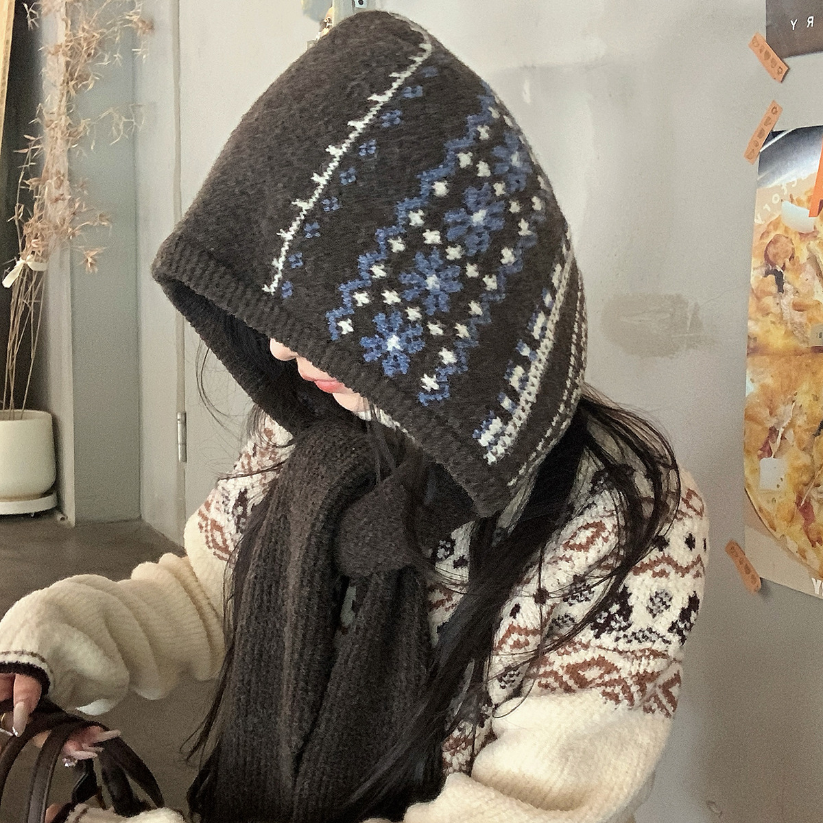 Cross-border balaclava hat for women, winter warm ear-protecting hat and scarf in one, contains wool, windproof woolen hat for warmth