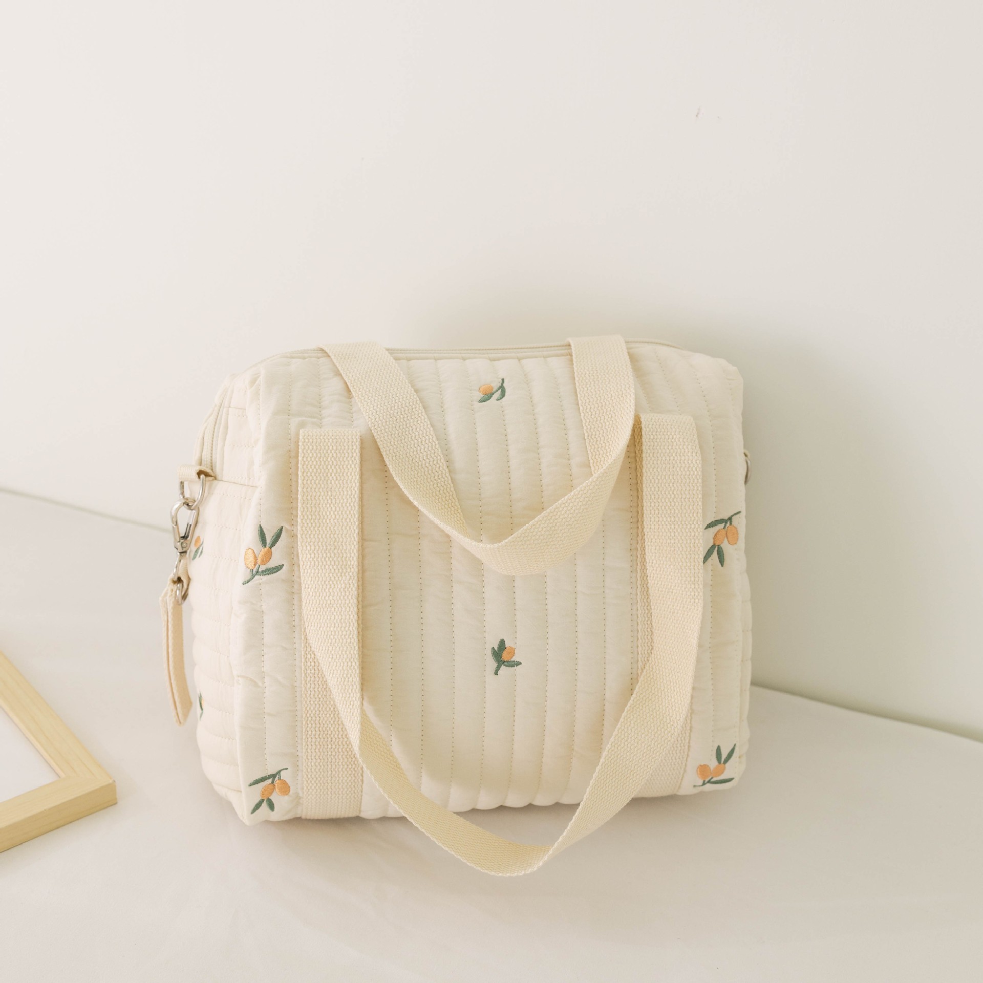 중간 배낭 올리브 (32*25*12)