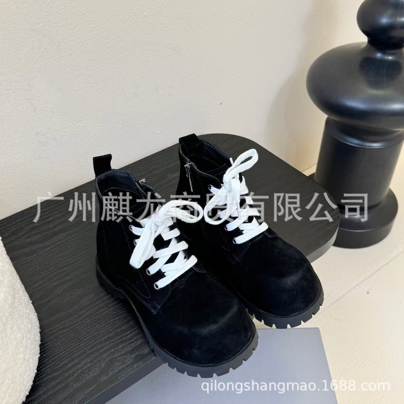 高端2025新款真皮圆头复古系带马丁靴女磨砂内增高短靴英伦风机车|undefined