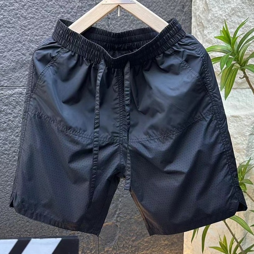 Pantalones cortos de secado rápido para hombres nuevos pantalones de cinco puntos de seda de hielo rectos de verano