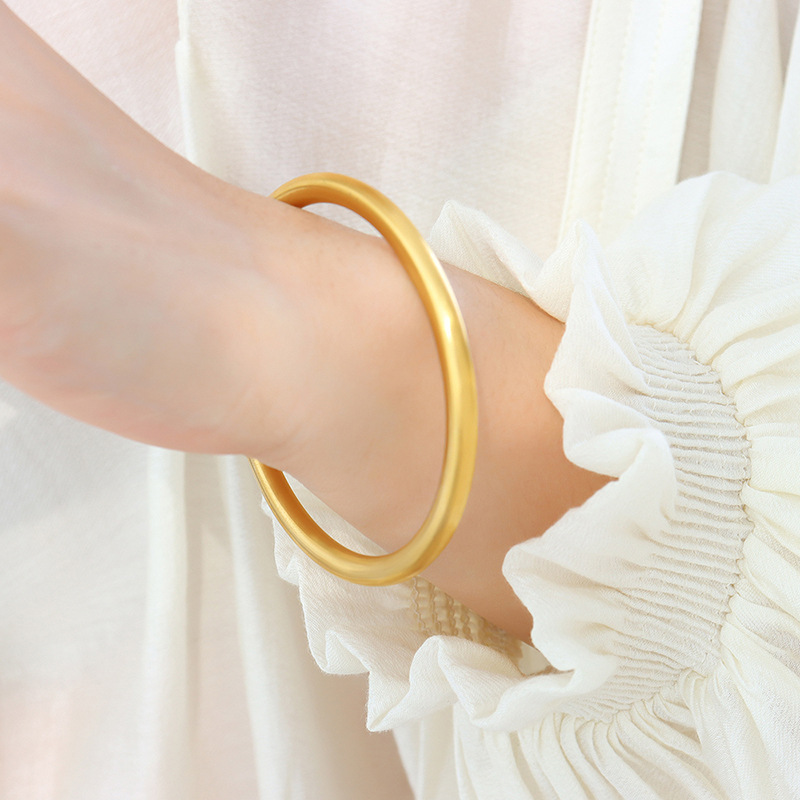 Japonés y coreano nicho geométrico retro círculo sólido esmerilado liso anillo pulsera popular joyería pareja pulsera de metal