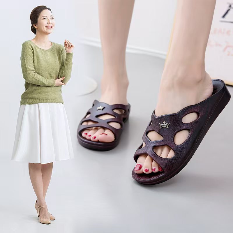 Summer Women's Oil Slippers, Middle-Aged and Elderly Shoes for Home and Outing, Non-Slip, Comfortable, Flats-Soled, Soft-Soled Shoes for Mothers and Grandmothers, Plus Size Shoes