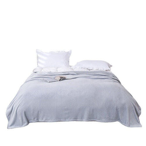Solid-color blanket made of coral fleece, extra-thick flannel—perfect for naps, available in single and double sizes, ideal as a sales promotion gift or promotional blanket.
