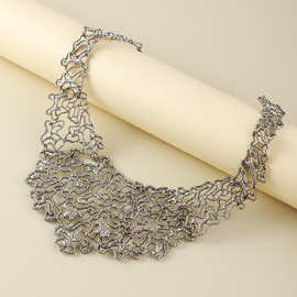 欧美复古宫廷 镂空雕花金属质感假领子项链 女式短项链