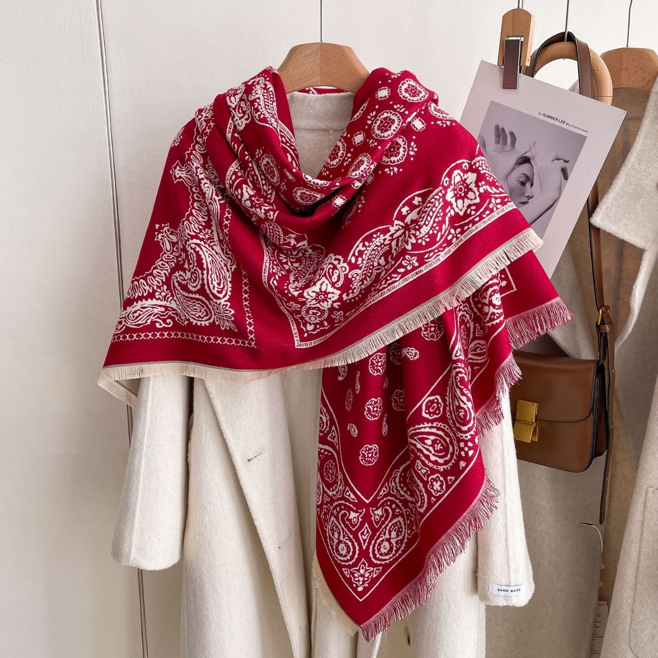 Retro Si Gong Ge flor de anacaju decoración capa de mujer nueva moda impresión chal invierno calentamiento grueso toalla cuadrada