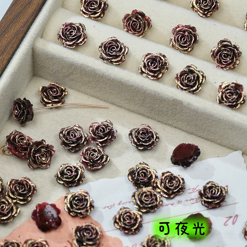 穴のない細いキラキラの柔らかいゴムの花の光はバラの花の片面の彫刻のdiyの手作りの数珠のネイルの携帯電話のケースの材料を変えます。