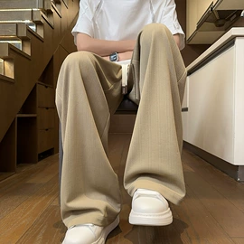 男式休闲裤;男式T恤;男式卫衣