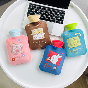 ����YƷů�֌�����עˮ��ˮ����ͨ��ů����ڴ���y��һ�����l