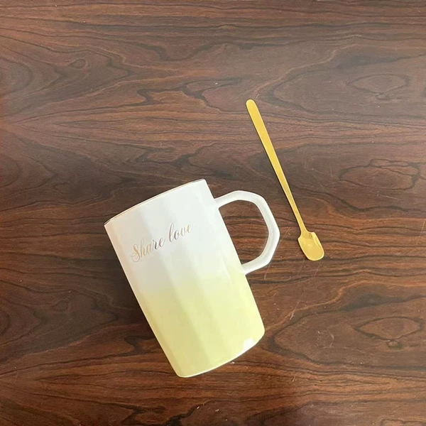 Gradient yellow cup-come with spoon